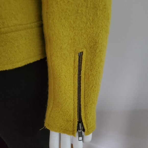 Jacket - Picture 5 of 8